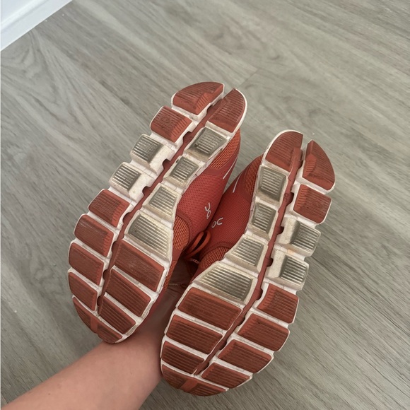 On Cloud Chilli Rust Trainer Running Sneakers Womens - Size 8 - Picture 6 of 8